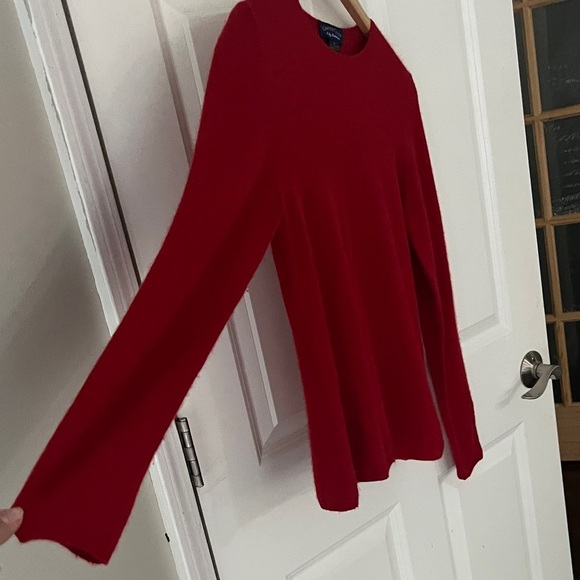 Charter Club 2 ply Cashmere Red Crew Neck Sweater Sz medium - Picture 4 of 6